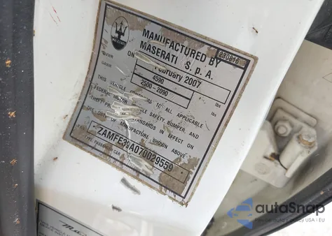 2007 Maserati Quattroporte Base Automatic/Executive Gt Automatic/Sport Gt Automatic z USA, uszkodzony, nr VIN ZAMFE39A070029559